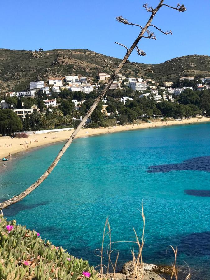 Roses Beach Экстерьер фото